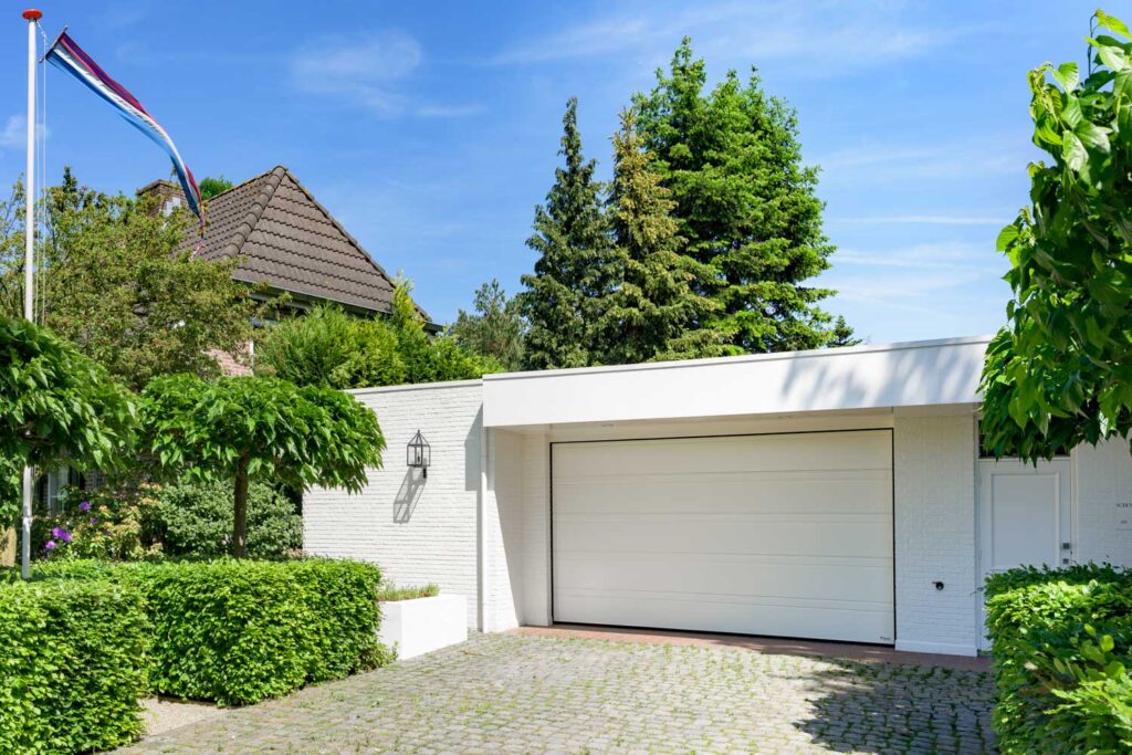GARAGEDOORS EINDHOVEN | BRABANT DEUR